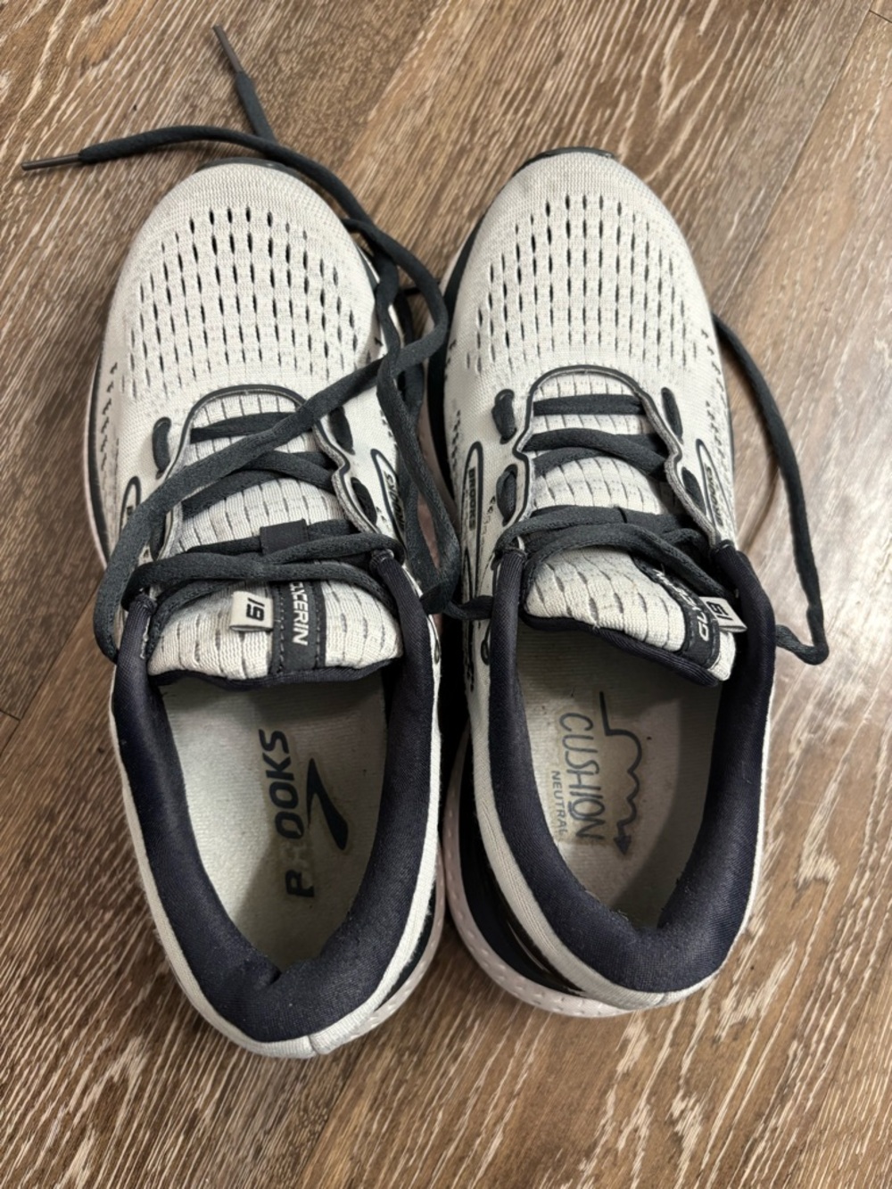 BROOKS GLYCERIN 19 women’s size 8 medium (B) Grey/Ombre/White - Picture 9 of 13